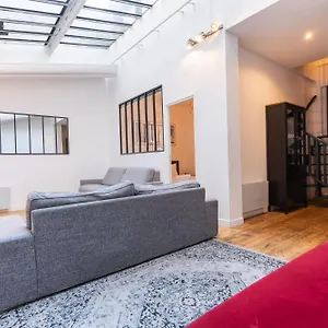 https://loft-3-chambres-bastille-marais-pere-lachaise.fr-paris.fr