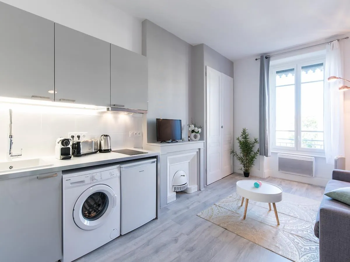 Mace Studio Apartment Lyon