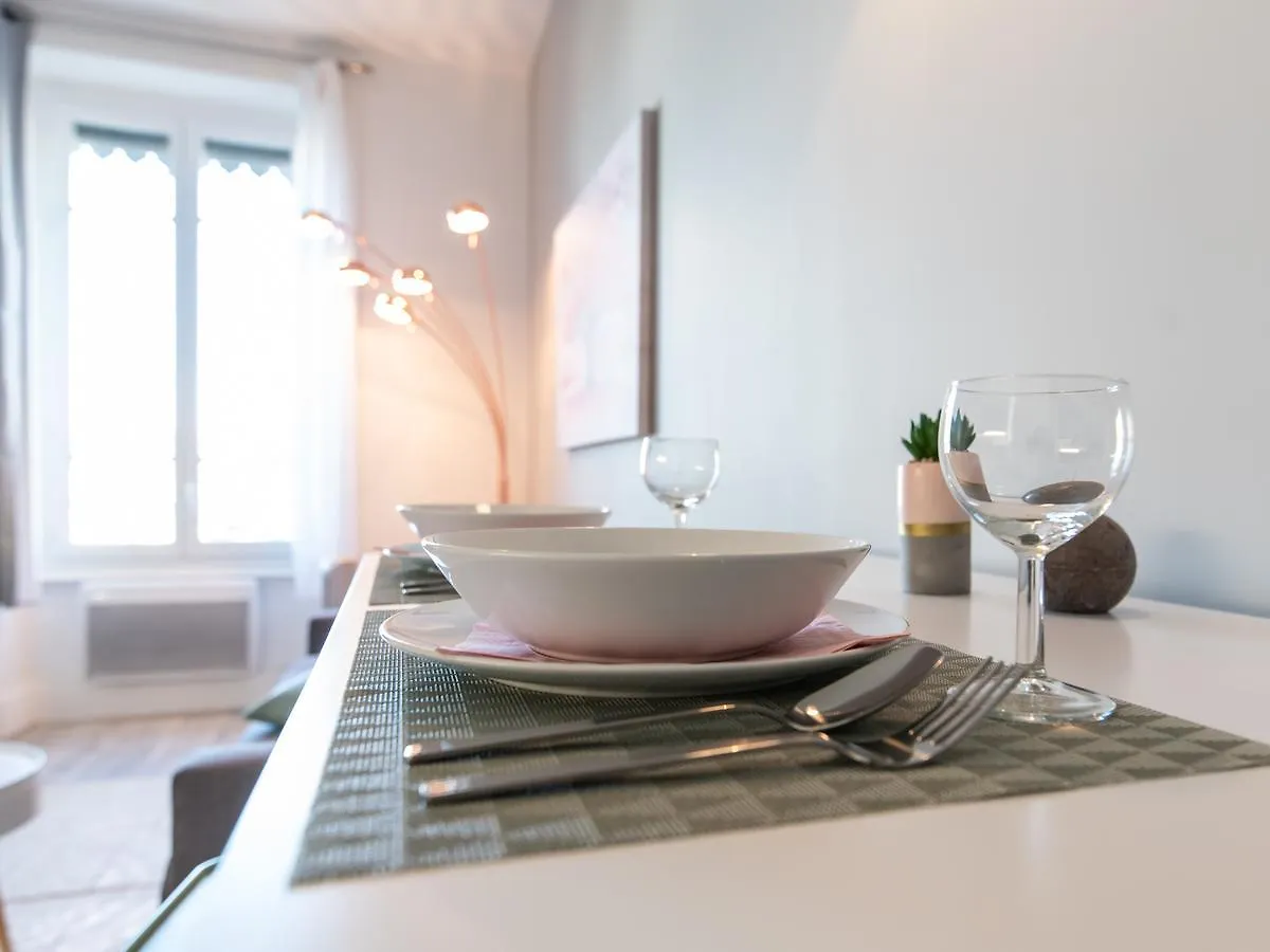Macé Studio Apartment Lyon